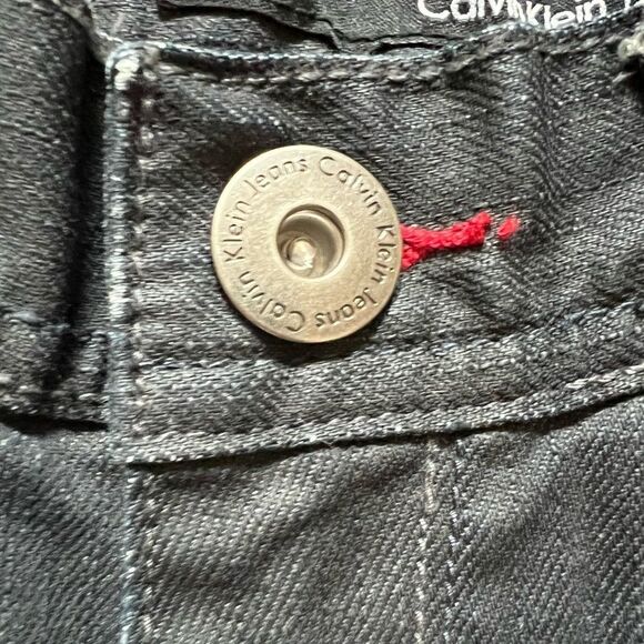 😊3/$30 Boys Sz 8 Calvin Klein Denim shorts NWT🏷 - Picture 6 of 8